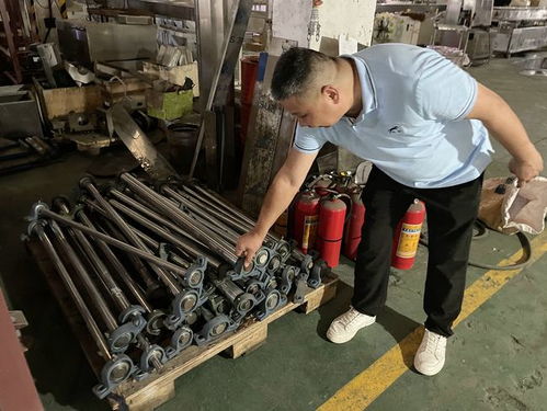 从价格疯涨到市场崩溃,曾经创造 财富神话 的熔喷布设备商,如今遭遇退货潮 官司缠身 跌落谷底